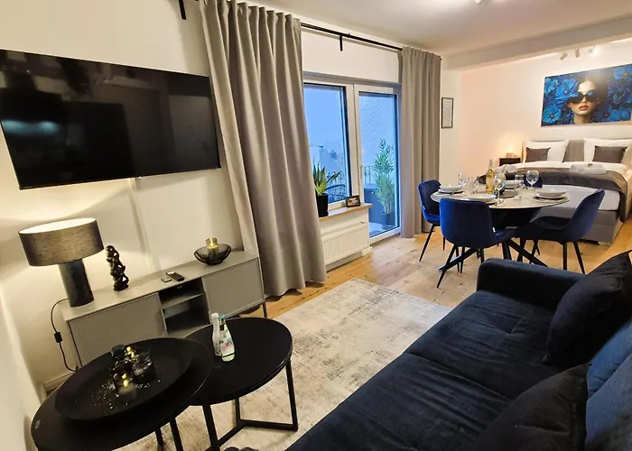 Navia Vela Premium - Parkplatz, Boxspringbett&balkon