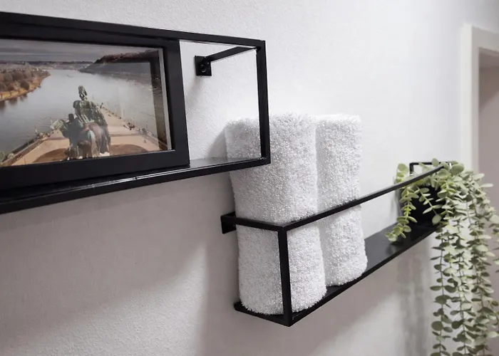 Navia Vela Premium - Parkplatz, Boxspringbett&balkon Apartment